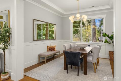 7817 NE Ledgestone Loop Bainbridge Island WA 98110