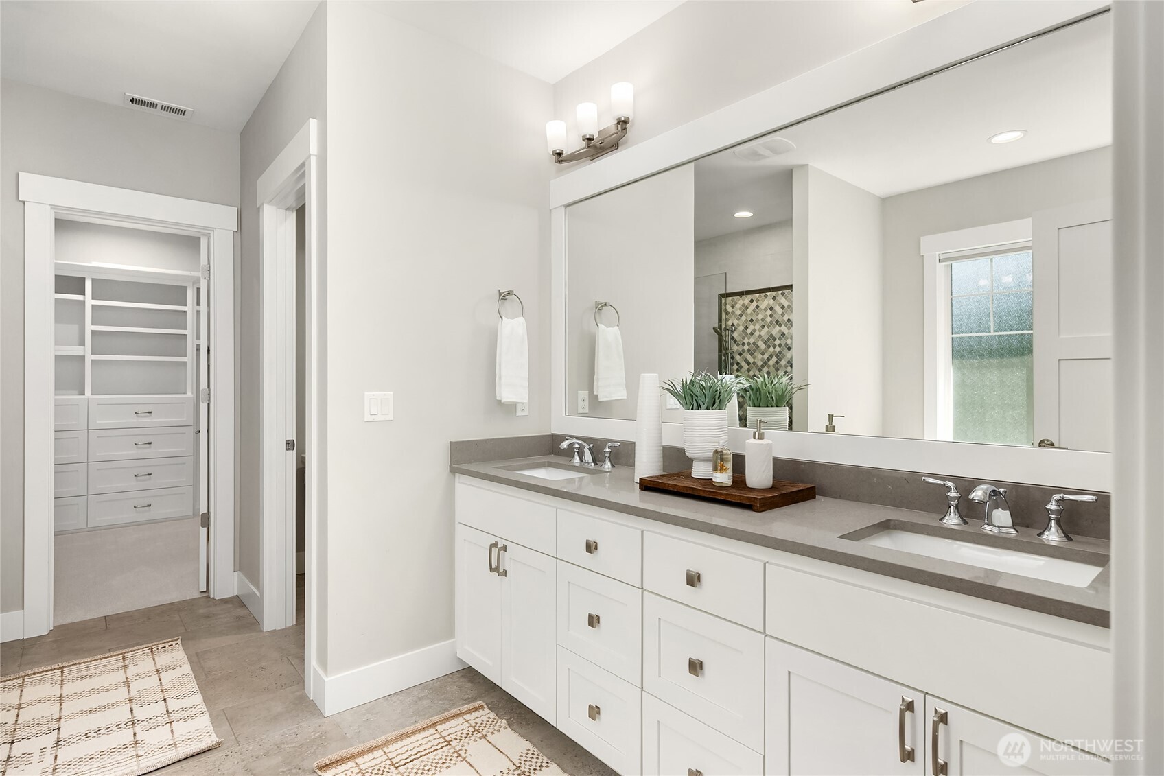 7817 NE Ledgestone Loop Bainbridge Island WA 98110