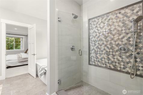 7817 NE Ledgestone Loop Bainbridge Island WA 98110