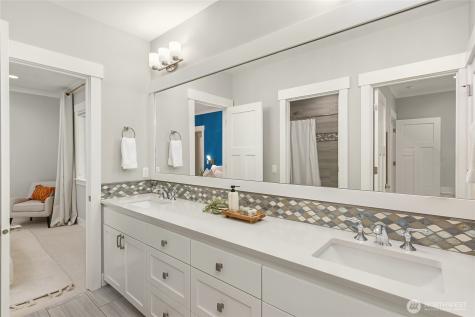 7817 NE Ledgestone Loop Bainbridge Island WA 98110