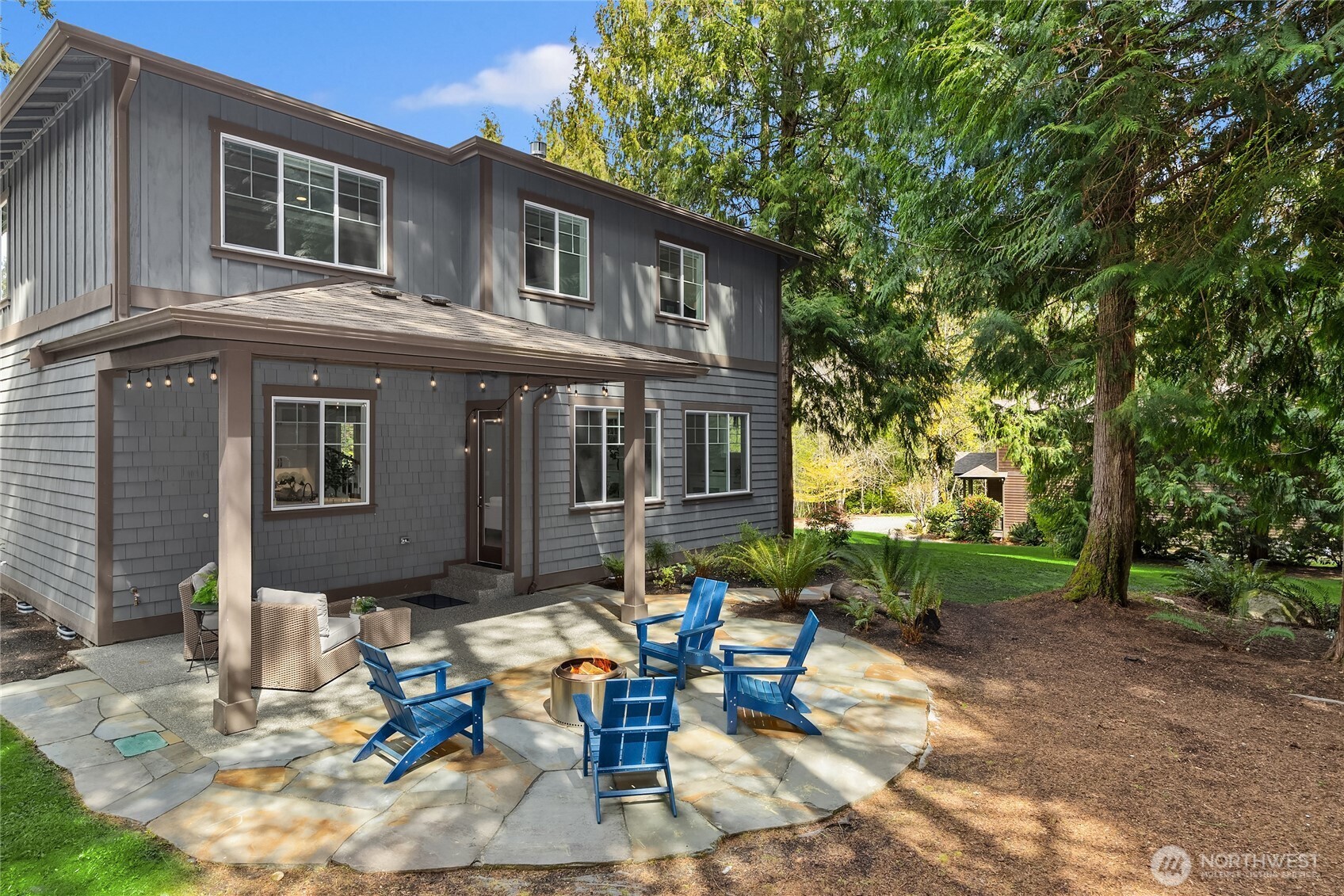 7817 NE Ledgestone Loop Bainbridge Island WA 98110