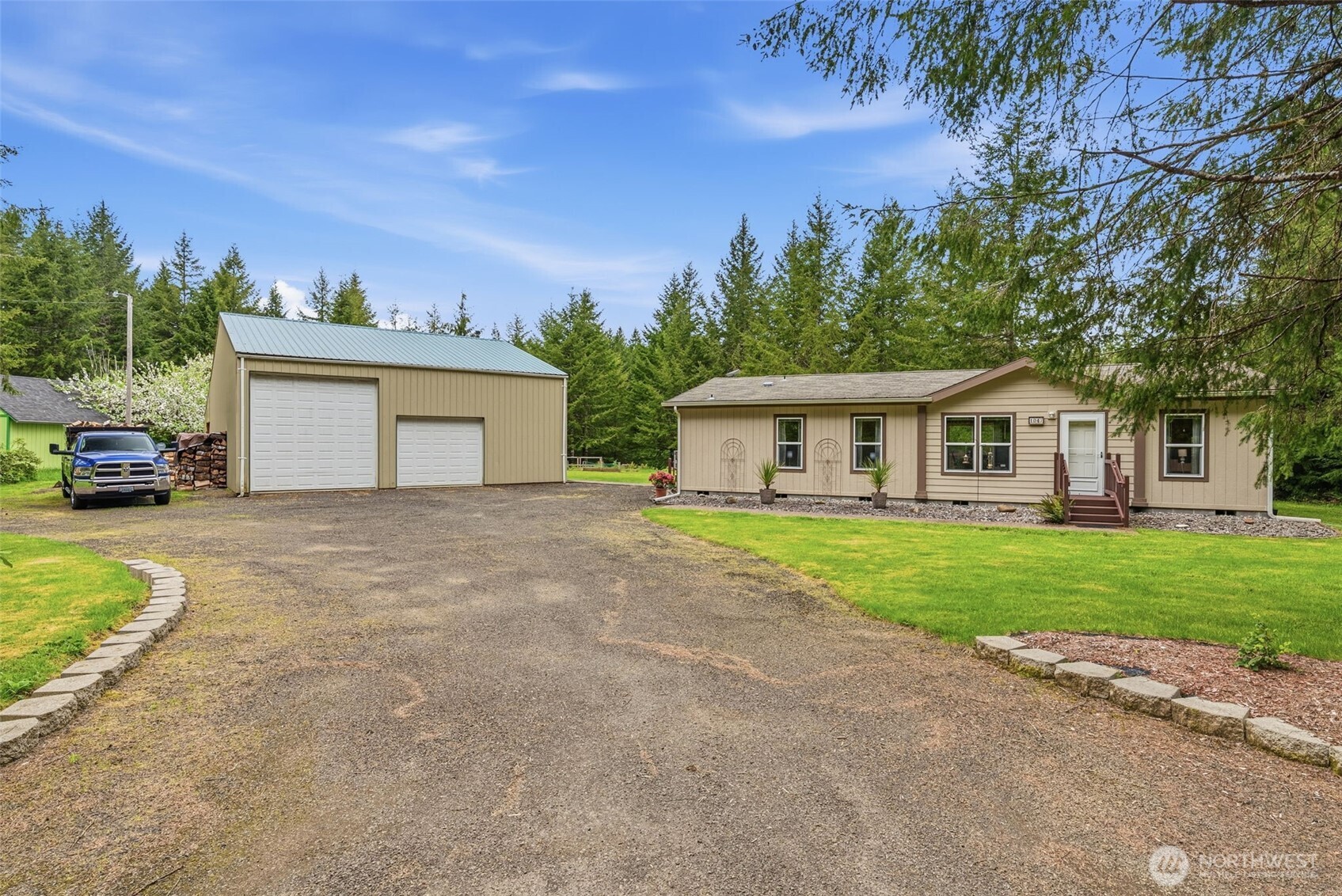 1047 Beaver Creek Road Cathlamet WA 98612