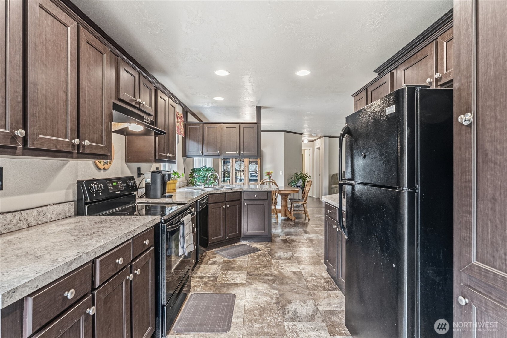 1047 Beaver Creek Road Cathlamet WA 98612