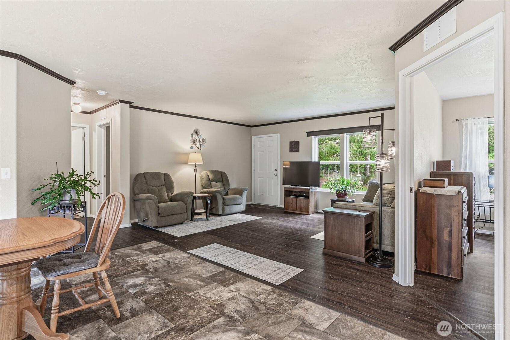1047 Beaver Creek Road Cathlamet WA 98612