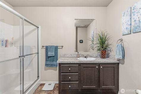1047 Beaver Creek Road Cathlamet WA 98612