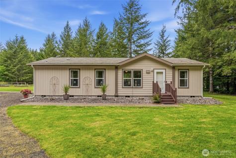 1047 Beaver Creek Road Cathlamet WA 98612