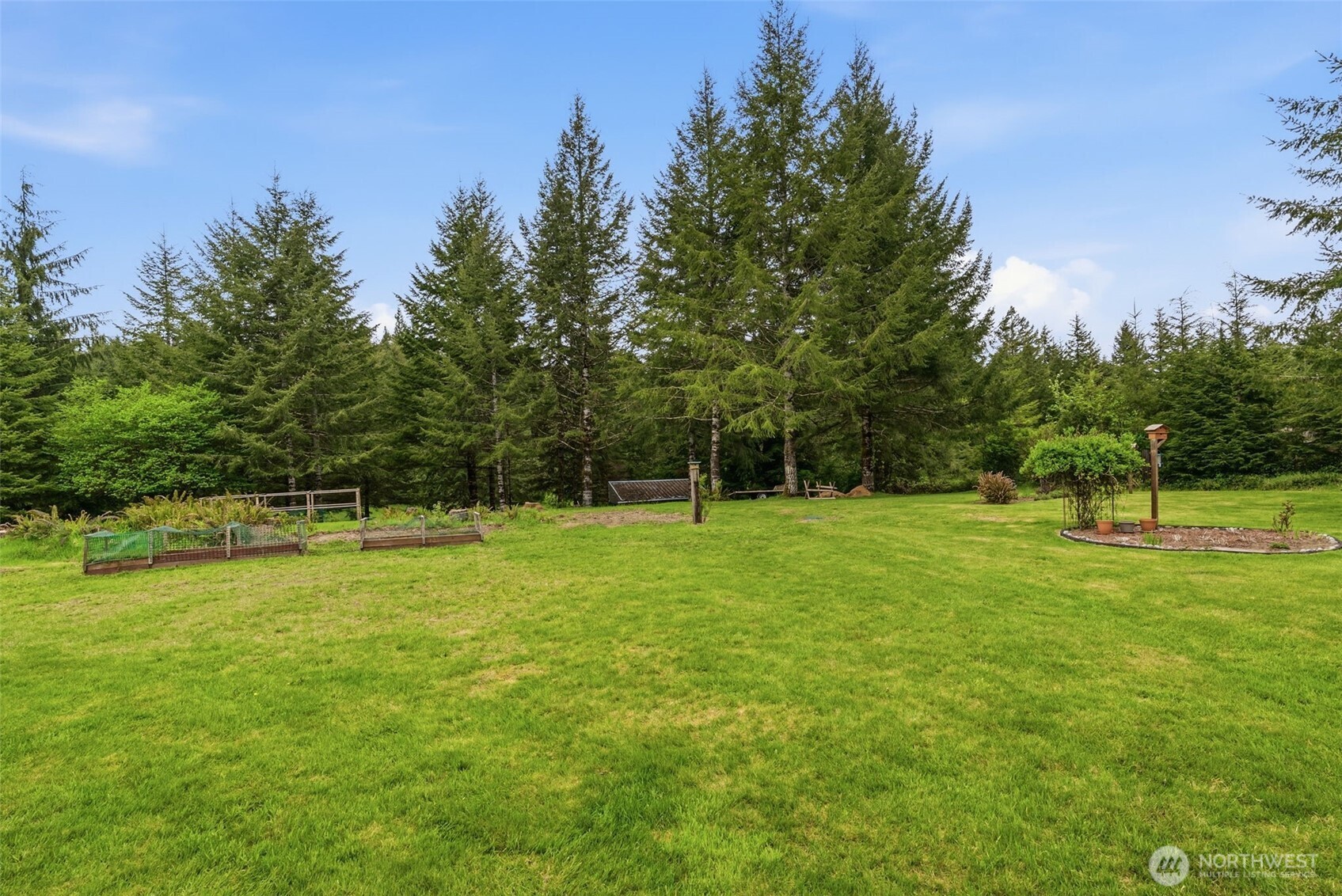 1047 Beaver Creek Road Cathlamet WA 98612