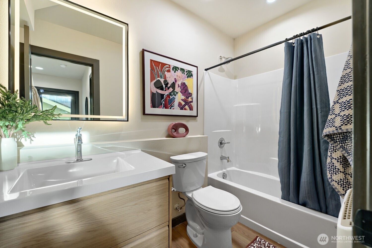 4586 22nd Avenue SW Seattle WA 98106