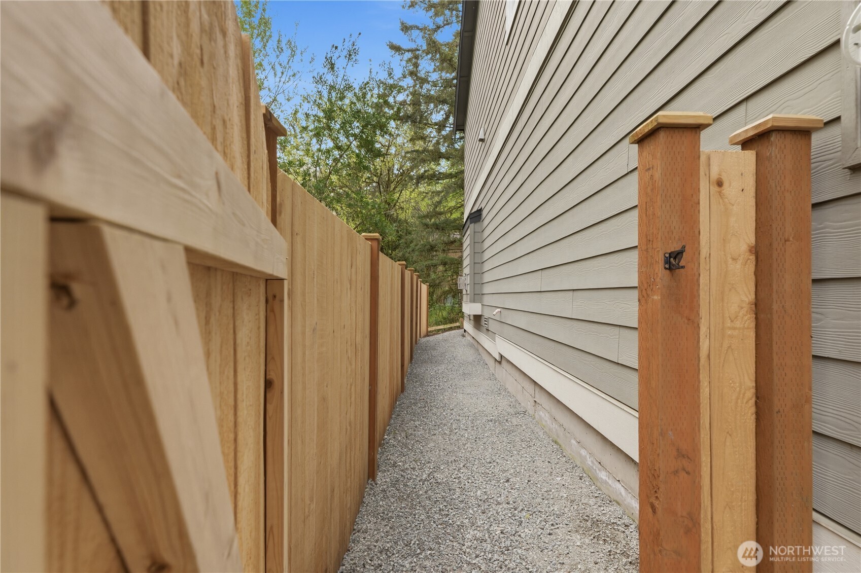 17345 NE 36th Street Redmond WA 98052