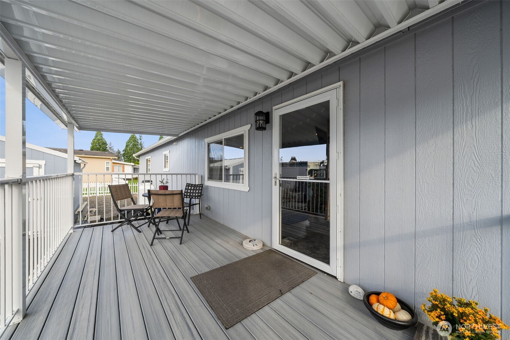 915 Mt Villa Loop Enumclaw WA 98022