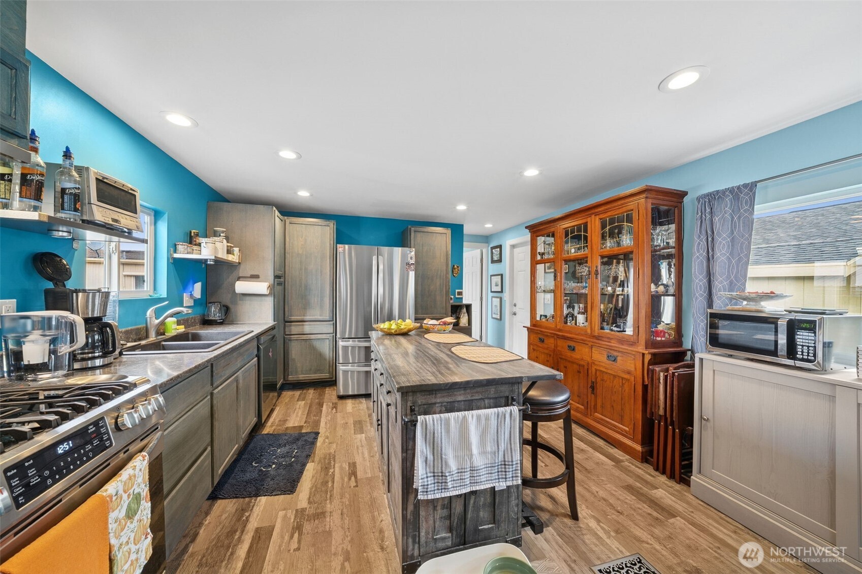 915 Mt Villa Loop Enumclaw WA 98022