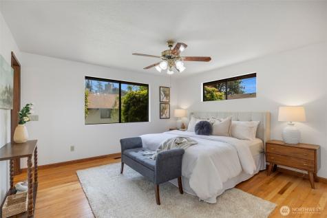 20229 24th Avenue W Lynnwood WA 98036
