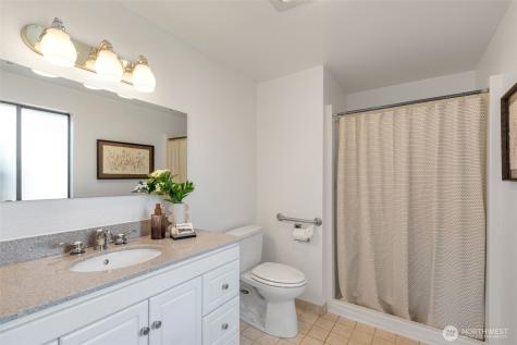 20229 24th Avenue W Lynnwood WA 98036