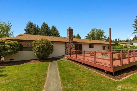 20229 24th Avenue W Lynnwood WA 98036