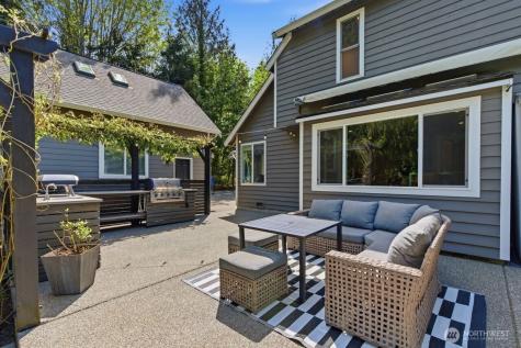 22830 262nd Avenue SE Maple Valley WA 98038