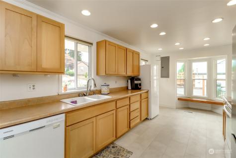 3228 S 162nd Street Seatac WA 98168