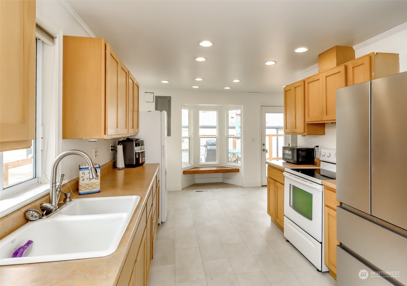 3228 S 162nd Street Seatac WA 98168