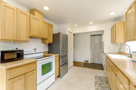 3228 S 162nd Street Seatac WA 98168