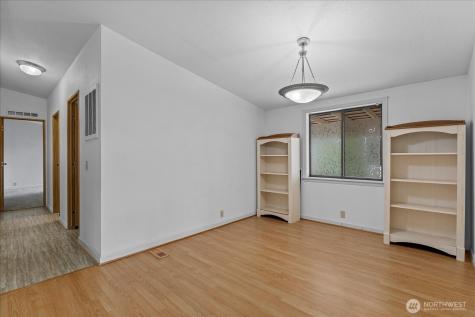 1427 100th Street SW Everett WA 98204