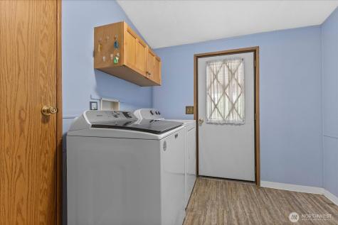 1427 100th Street SW Everett WA 98204