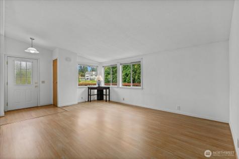 1427 100th Street SW Everett WA 98204