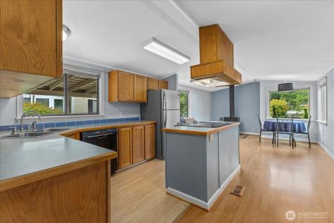 1427 100th Street SW Everett WA 98204