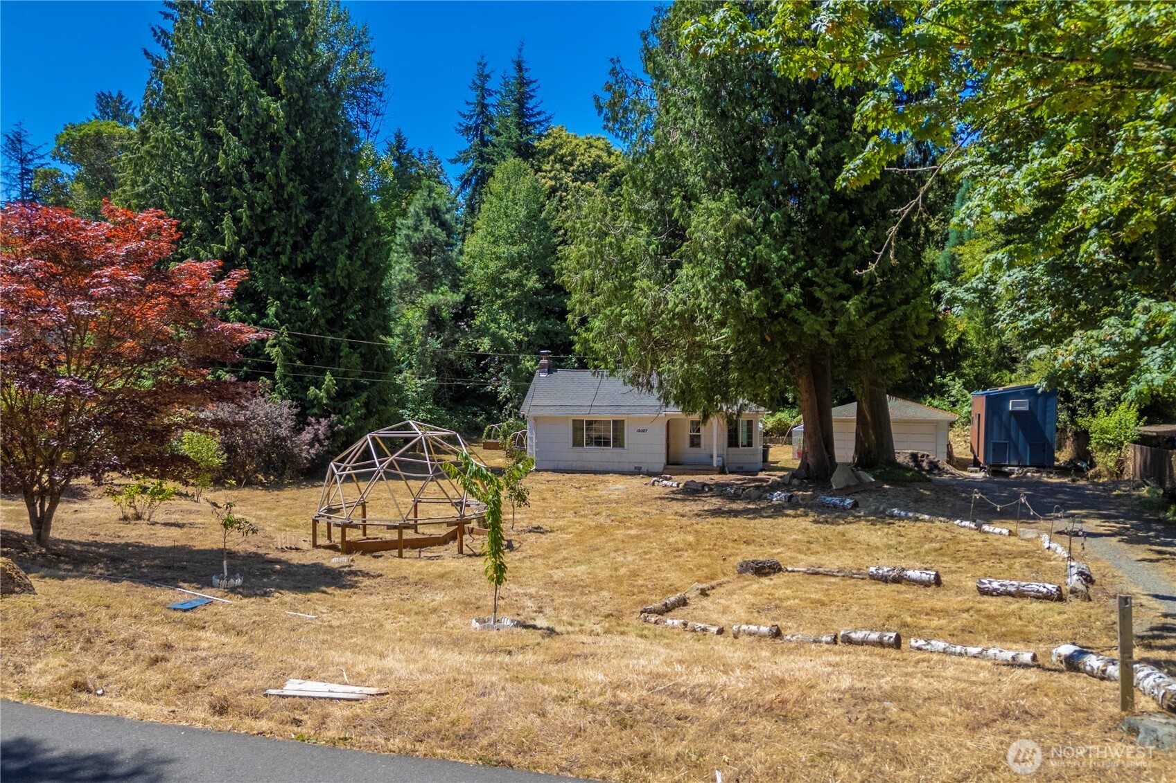 12027 10th Avenue S Seattle WA 98168