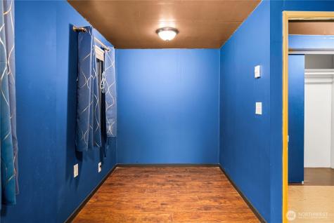 12027 10th Avenue S Seattle WA 98168