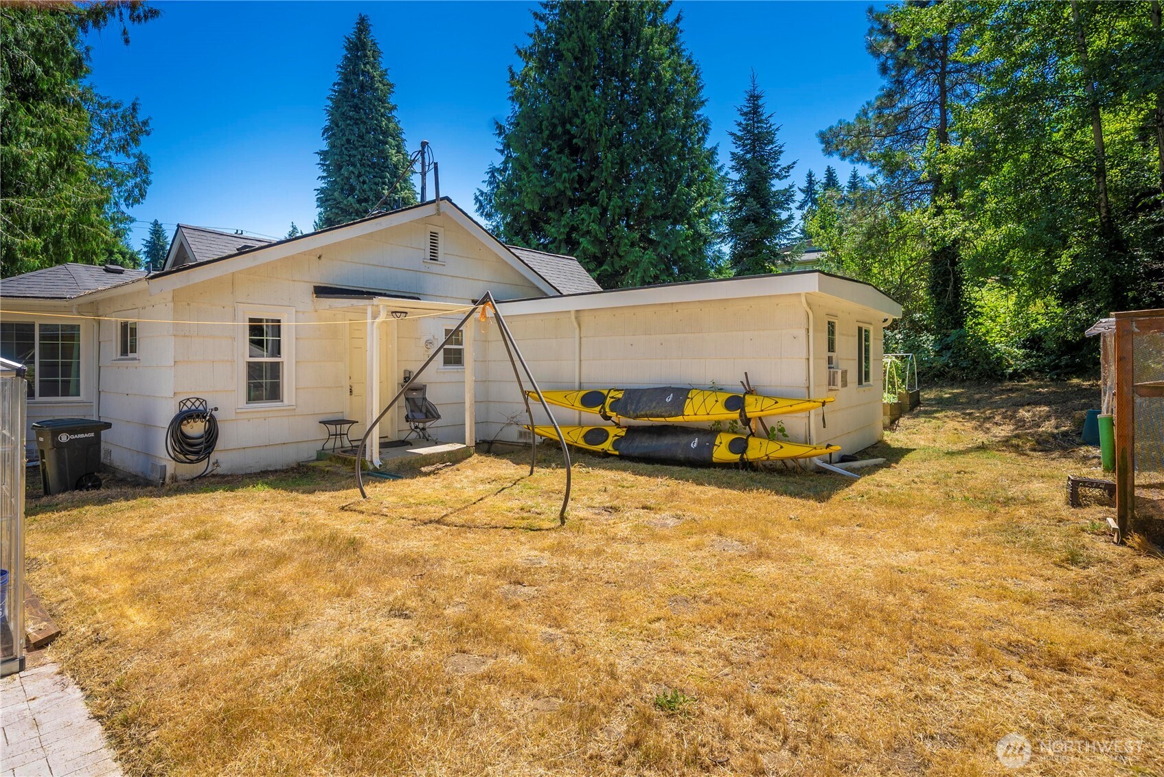 12027 10th Avenue S Seattle WA 98168