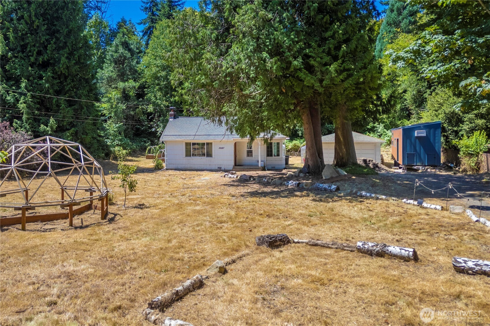 12027 10th Avenue S Seattle WA 98168