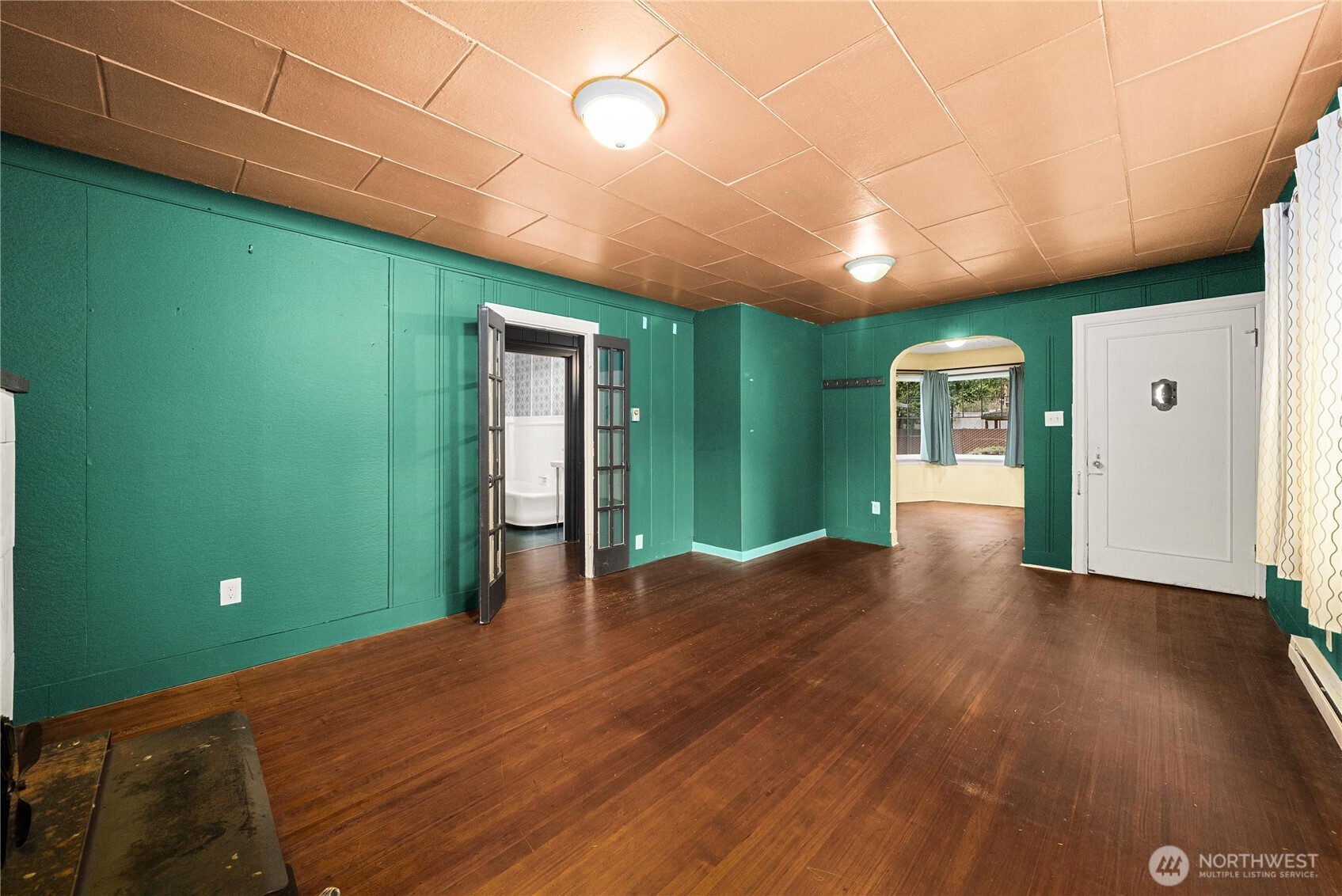12027 10th Avenue S Seattle WA 98168