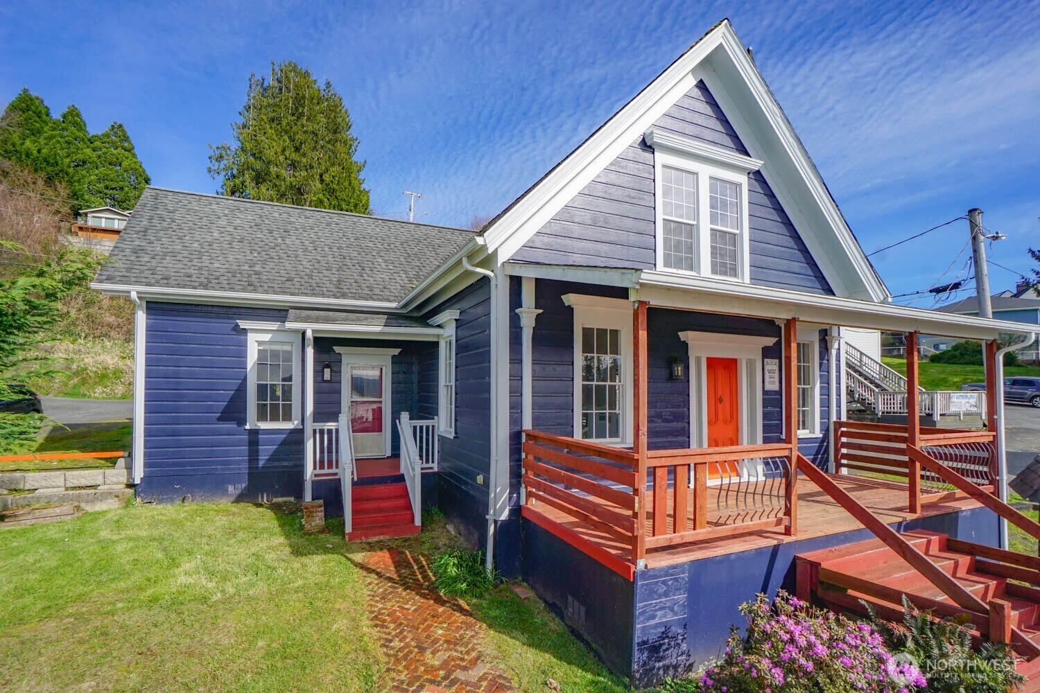 99 Main Street Cathlamet WA 98612