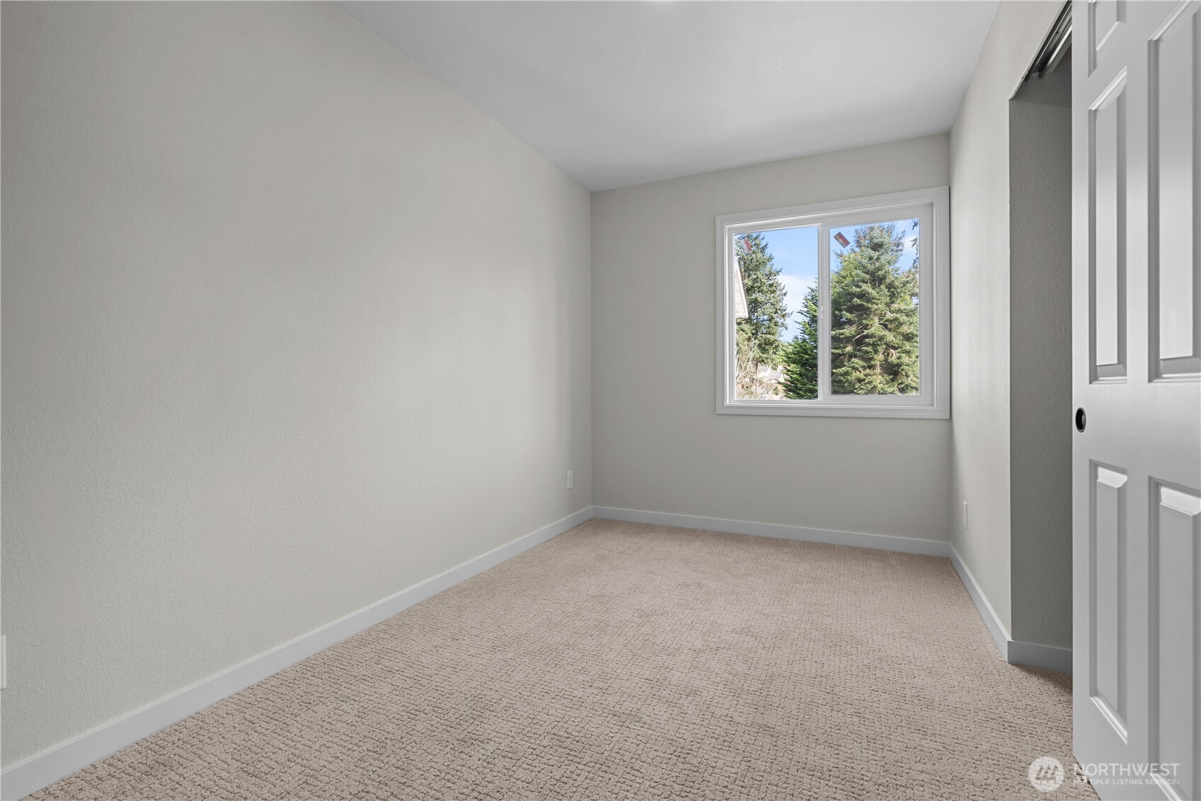 1956 E 65th Street Tacoma WA 98404