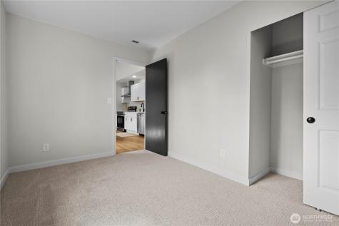 1956 E 65th Street Tacoma WA 98404