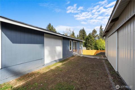 1956 E 65th Street Tacoma WA 98404