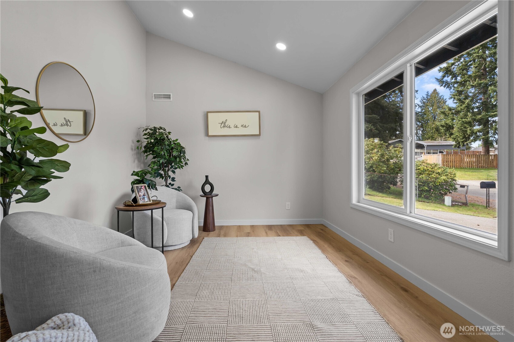 1956 E 65th Street Tacoma WA 98404