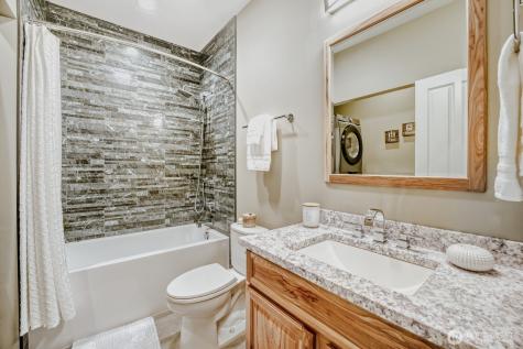 35006 SE Brinkley Street Snoqualmie WA 98065
