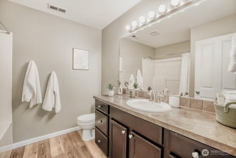 35006 SE Brinkley Street Snoqualmie WA 98065