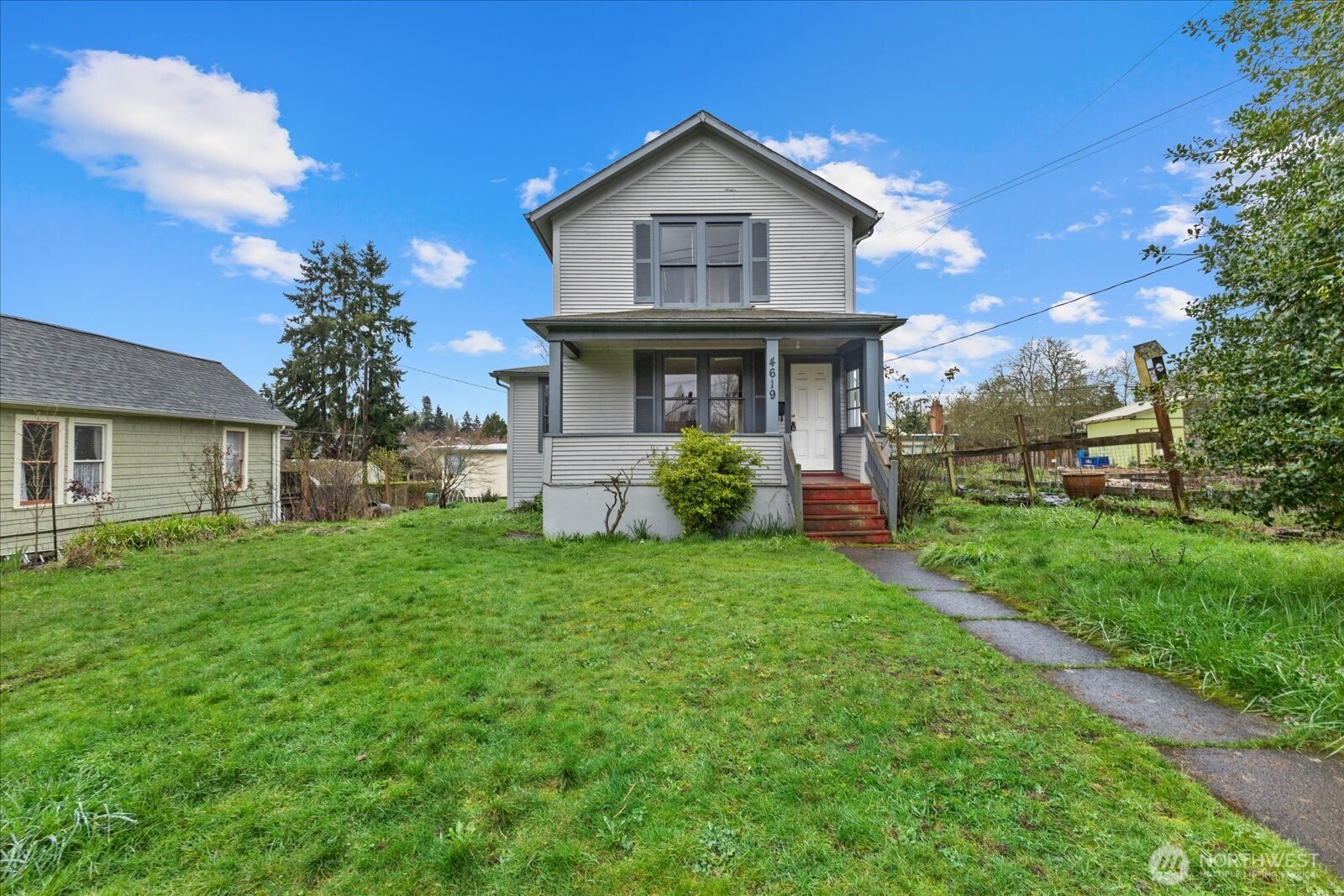 4619 S Lucile Street Seattle WA 98118