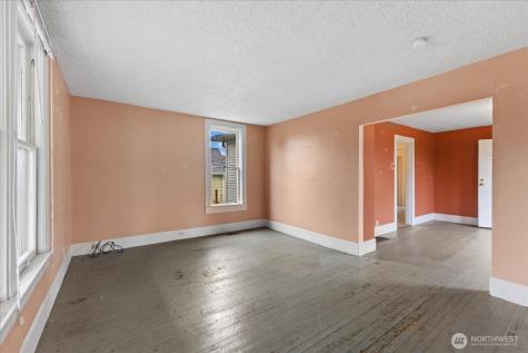 4619 S Lucile Street Seattle WA 98118
