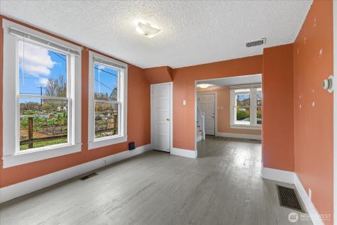 4619 S Lucile Street Seattle WA 98118