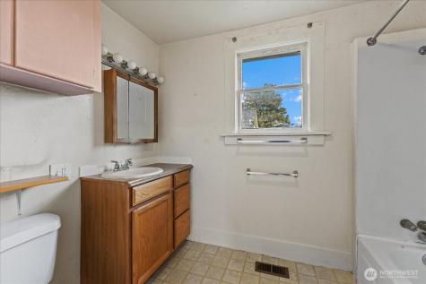 4619 S Lucile Street Seattle WA 98118