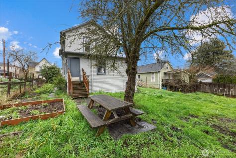 4619 S Lucile Street Seattle WA 98118