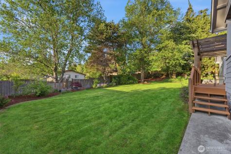 707 Gove Street Steilacoom WA 98388
