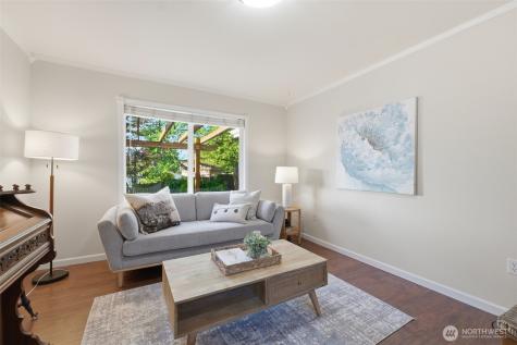 707 Gove Street Steilacoom WA 98388