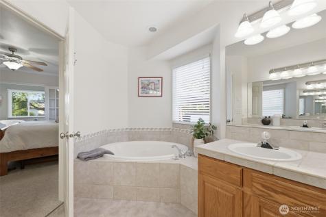 707 Gove Street Steilacoom WA 98388