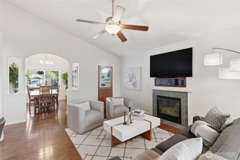 707 Gove Street Steilacoom WA 98388
