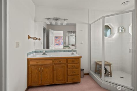 1889 West Beach Road Oak Harbor WA 98277