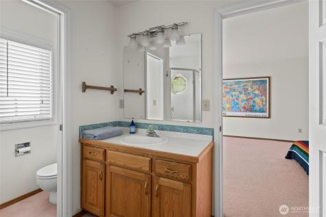 1889 West Beach Road Oak Harbor WA 98277