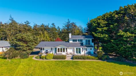 1889 West Beach Road Oak Harbor WA 98277